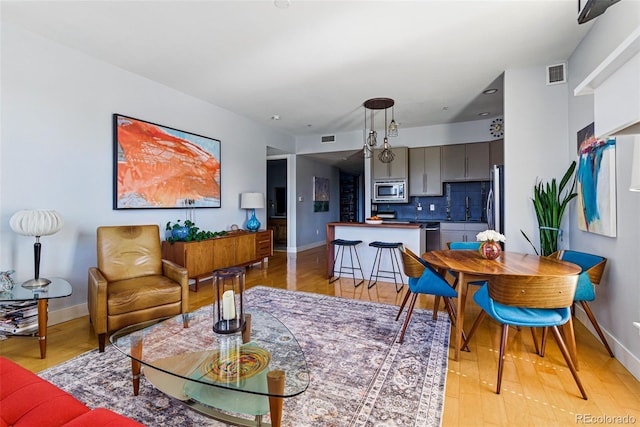 1738 N Franklin St Unit 2B, Denver, CO 80218 - photo 11
