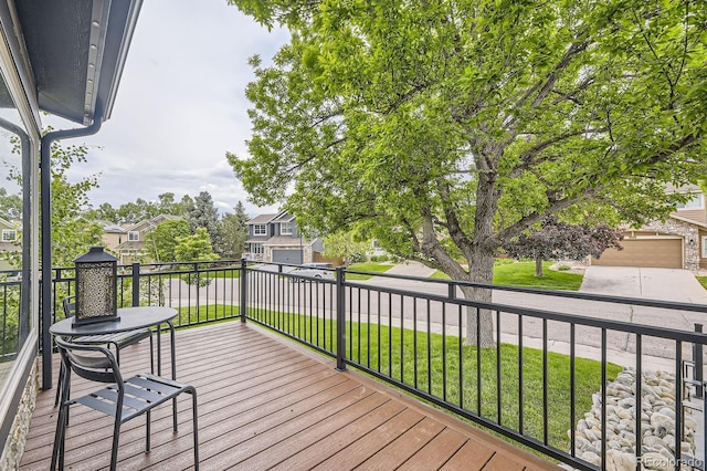 8657 Aberdeen Cir, Highlands Ranch, CO 80130 - wooden terrace with a residential view
