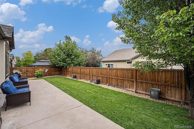 11511 E 118th Ave, Commerce City, CO 80640 - view of yard featuring a patio area