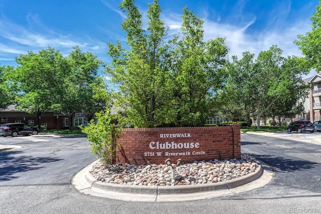 2943 W Riverwalk Cir Unit I, Littleton, CO 80123 - view of community / neighborhood sign