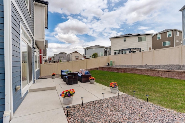4444 N Picadilly Ct, Aurora, CO 80019 - view of patio with a residential view and an outdoor hangout area