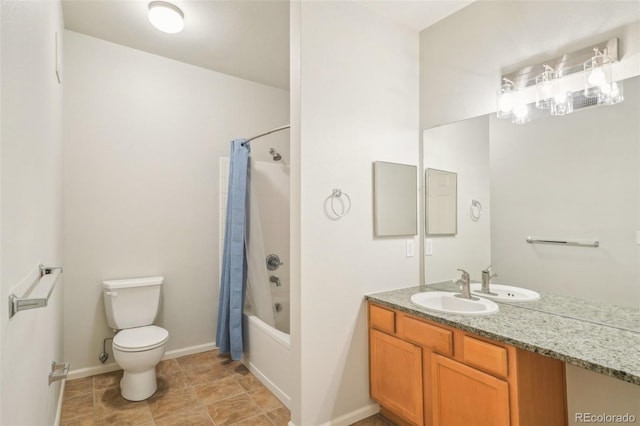 full bath with toilet, vanity, baseboards, and shower / bathtub combination with curtain