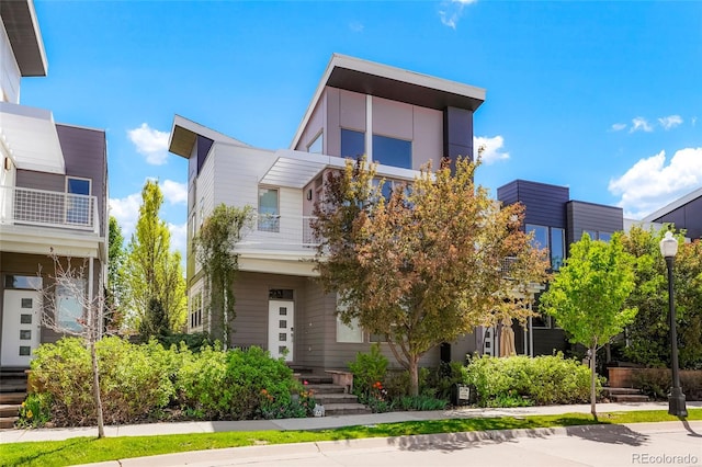 view of contemporary house