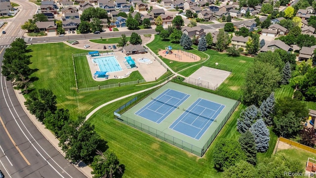 birds eye view of property featuring a residential view