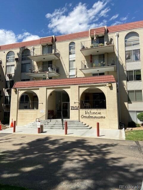 7801 W 35th Ave Unit 208, Wheat Ridge, CO 80033 - photo 2