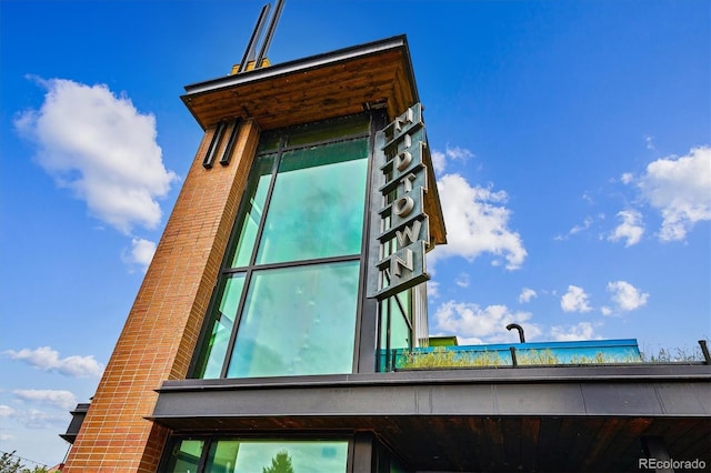 1095 W 69th Ave, Denver, CO 80221 - detailed view