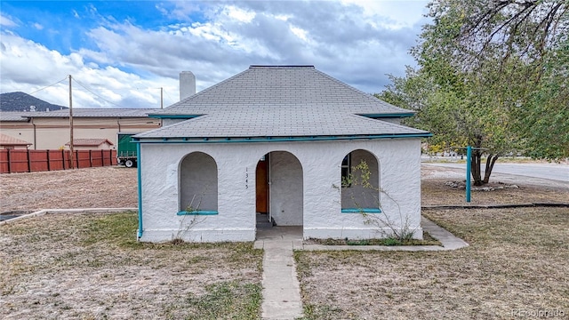 view of property exterior