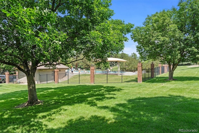2601 S Quebec St Unit 11, Denver, CO 80231 - view of yard