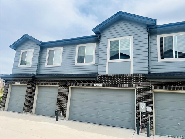 14673 E Belleview Dr, Aurora, CO 80015 - view of garage