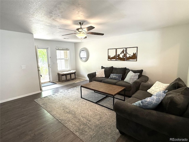 7883 S Kalispell Cir, Englewood, CO 80112 - photo 4