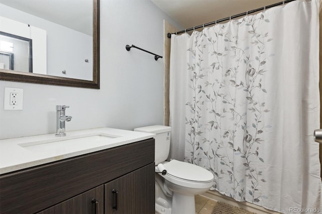 21125 E 43rd Ave, Denver, CO 80249 - full bath featuring toilet, vanity, tile patterned flooring, and curtained shower
