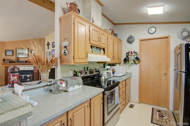 91 Canteen Way, Hartsel, CO 80449 - kitchen with stainless steel appliances, under cabinet range hood, light brown cabinets, light countertops, and wallpapered walls