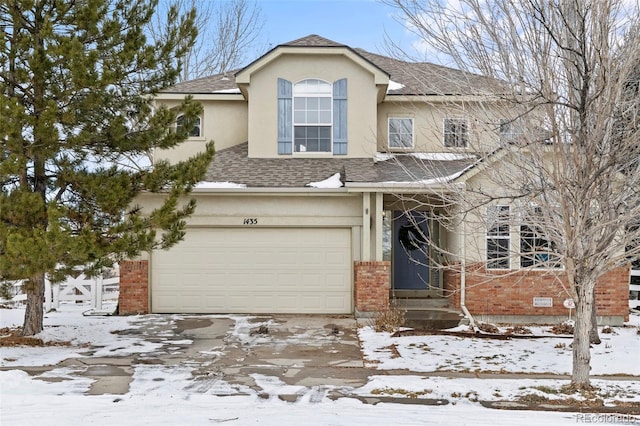 view of front property featuring a garage