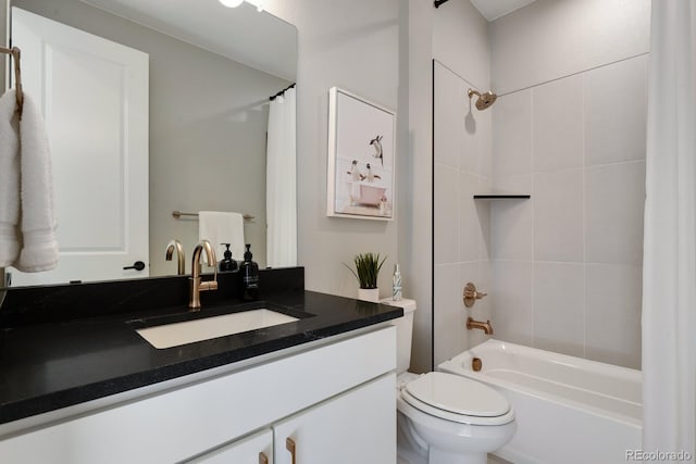 full bathroom with shower / bath combination with curtain, vanity, and toilet