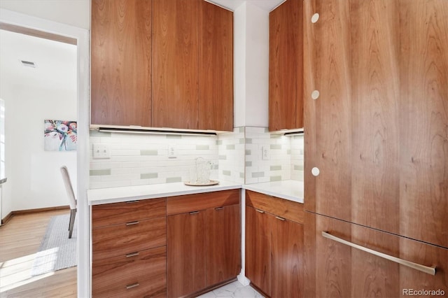 kitchen with tasteful backsplash