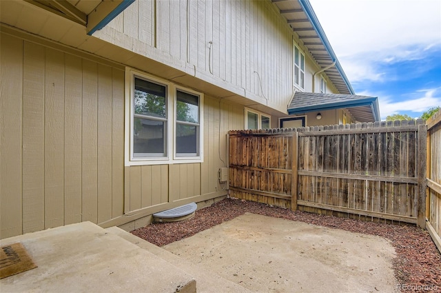 8759 E Roundtree Ave, Greenwood Village, CO 80111 - view of patio / terrace