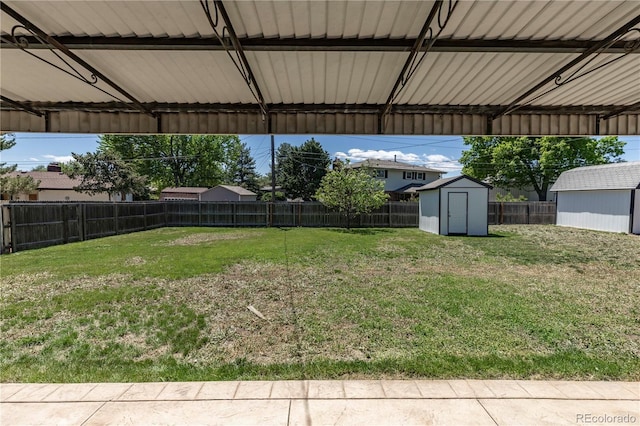 8800 W Kentucky Ave, Lakewood, CO 80226 - view of yard