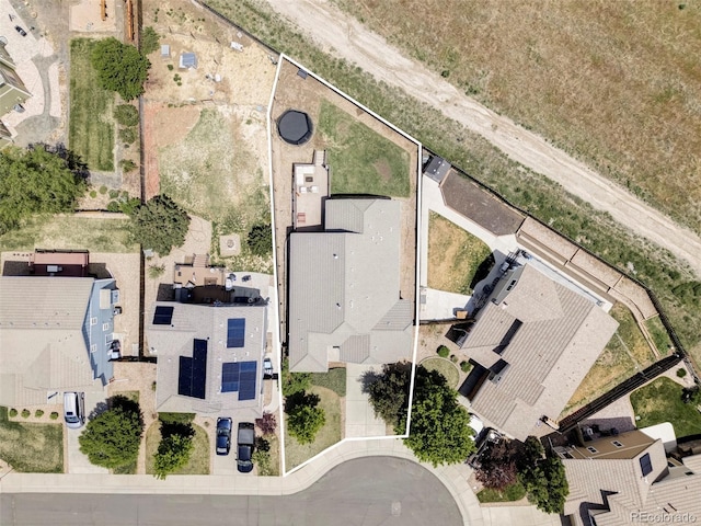 3972 S Shawnee Way, Aurora, CO 80018 - aerial perspective of suburban area featuring property parcel outlined