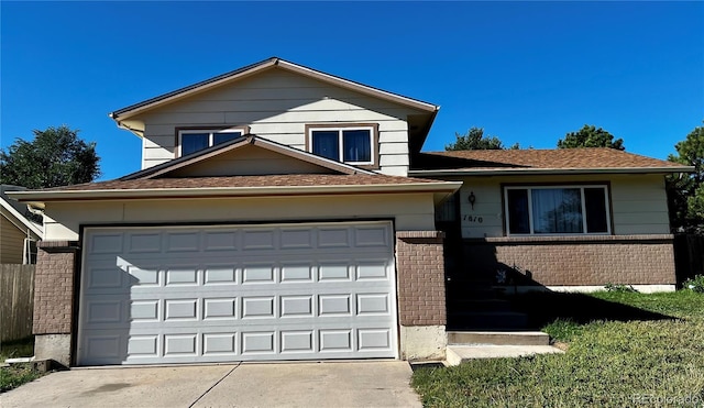 view of front facade featuring a garage