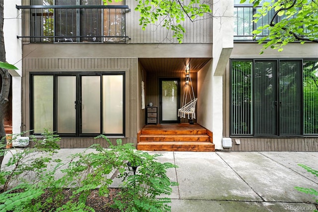 960 N Pennsylvania St Unit 6, Denver, CO 80203 - property entrance featuring a balcony