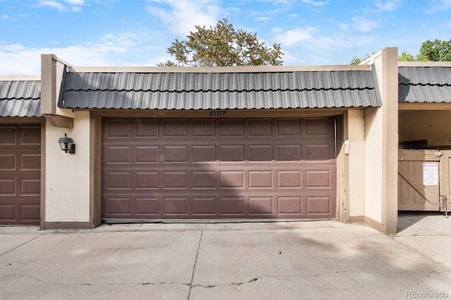 6856 S Broadway, Centennial, CO 80122 - view of garage