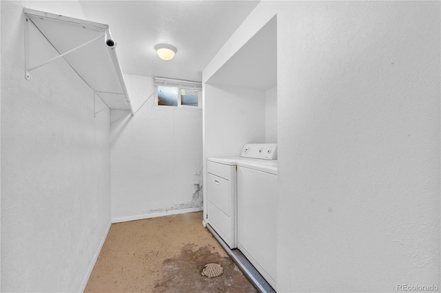 1235 S Benton St, Lakewood, CO 80232 - washroom featuring independent washer and dryer