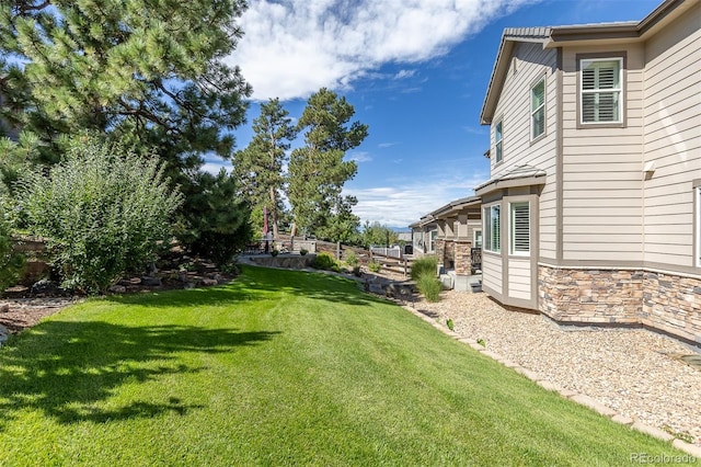 6728 S Catawba Way, Aurora, CO 80016 - view of grassy yard