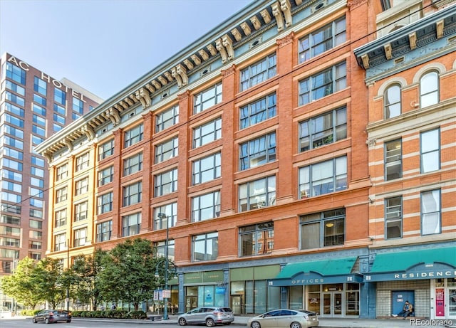 1555 California St Unit 302, Denver, CO 80202 - view of apartment building / complex