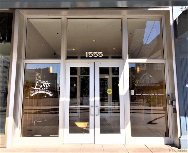 1555 California St Unit 302, Denver, CO 80202 - property entrance featuring french doors