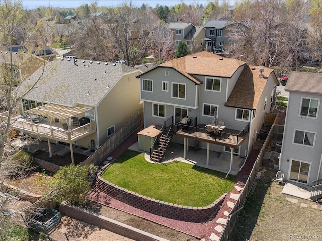 bird's eye view with a residential view
