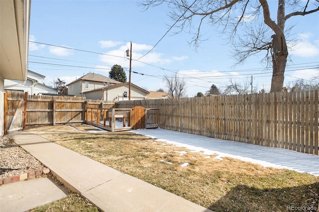 view of yard featuring a fenced backyard