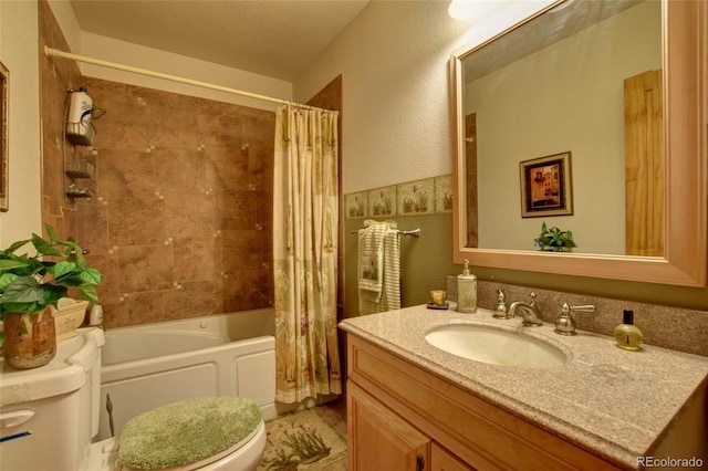 36 Gitche Goone Ln, Como, CO 80432 - full bath with vanity, shower / bath combo with shower curtain, and a textured wall
