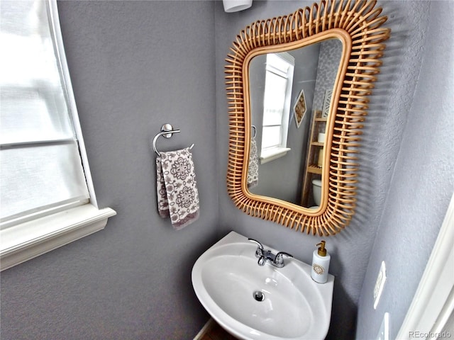 bathroom with sink