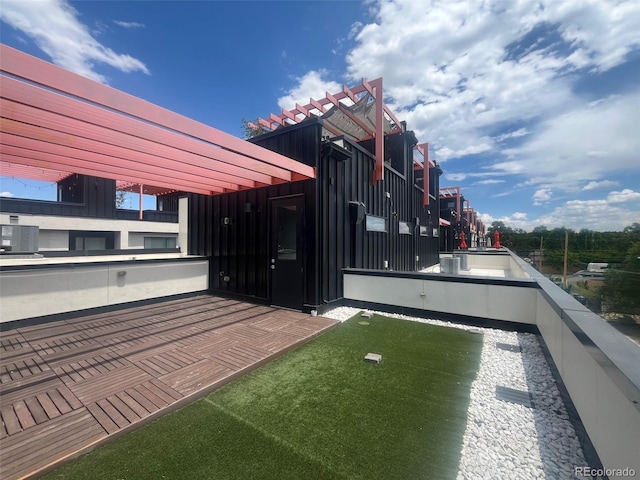 3030 N Wilson Ct Unit 3, Denver, CO 80205 - view of yard with a balcony