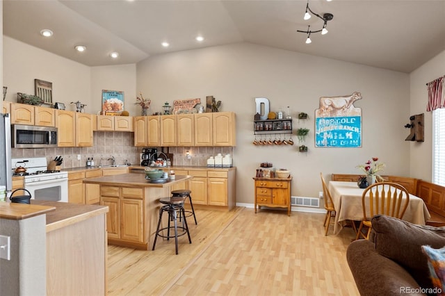 22990 County Road 30, Hudson, CO 80642 - photo 7