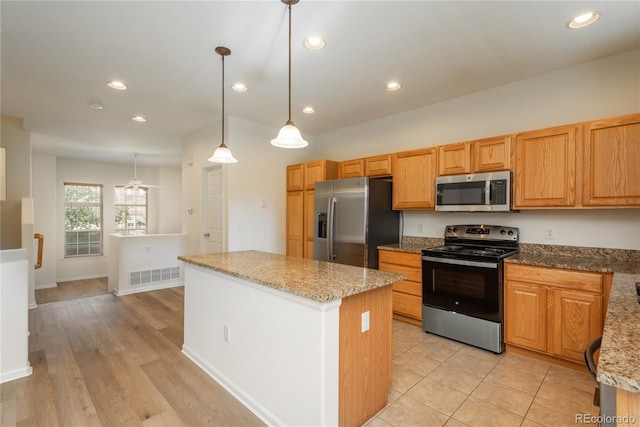 9496 Elmhurst Ln Unit A, Highlands Ranch, CO 80129 - photo 7