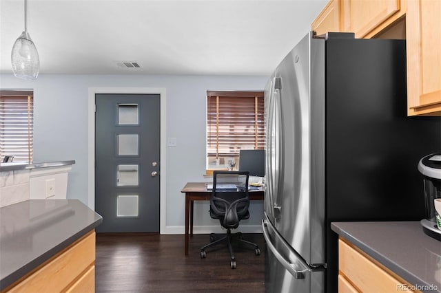 office space with dark hardwood / wood-style floors