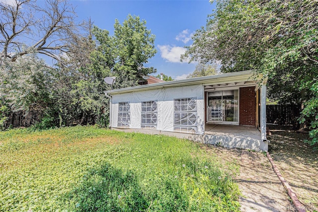 387 Tucson St, Aurora, CO 80011 - photo 1