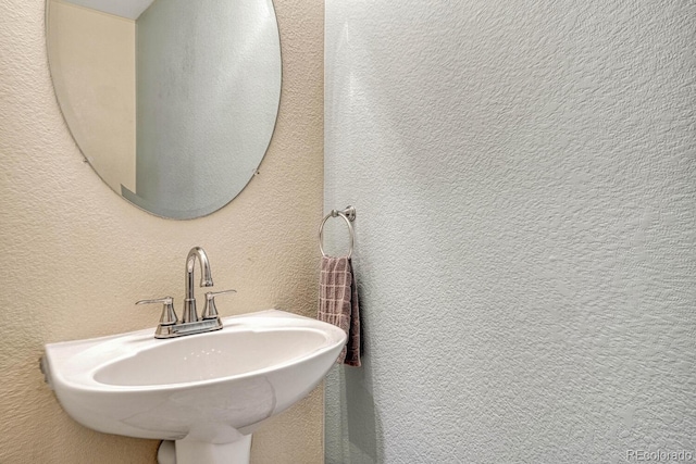 bathroom with sink