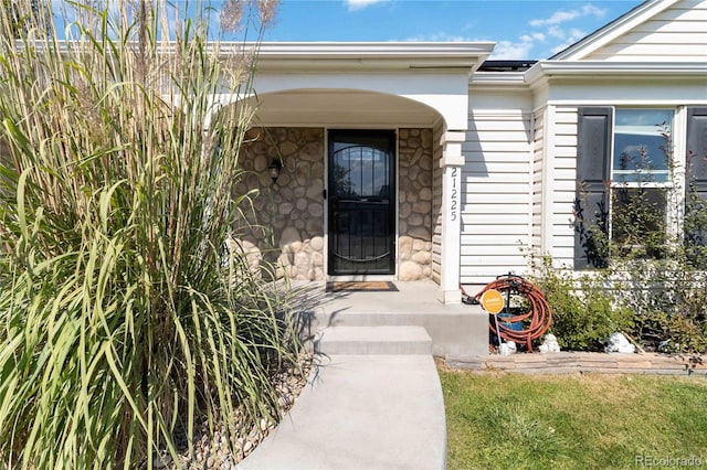 view of entrance to property