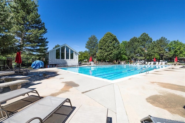 8174 Dudley Cir, Arvada, CO 80005 - community pool with a patio area