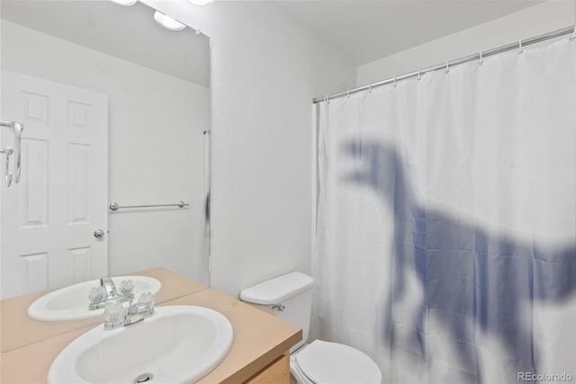 15612 E 96th Way Unit 21D, Commerce City, CO 80022 - full bathroom featuring toilet and vanity