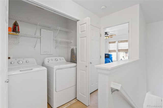 15612 E 96th Way Unit 21D, Commerce City, CO 80022 - laundry room featuring washing machine and clothes dryer, laundry area, and ceiling fan