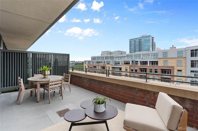 2100 16th St Unit 600, Denver, CO 80202 - balcony featuring outdoor dining space
