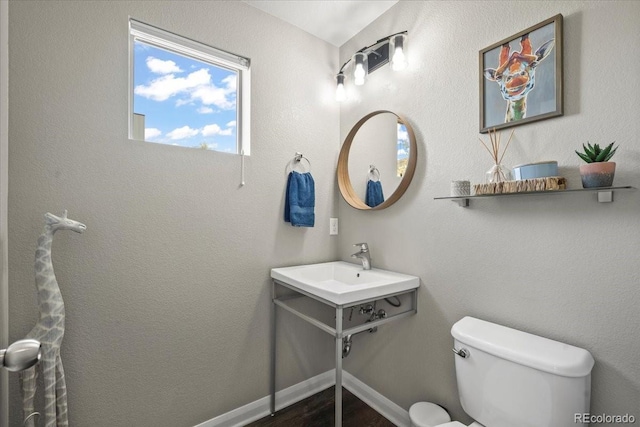 6747 Raritan Dr, Denver, CO 80221 - photo 3