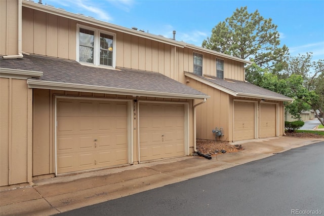 11894 Elk Head Range Rd, Littleton, CO 80127 - multi unit property featuring a shingled roof