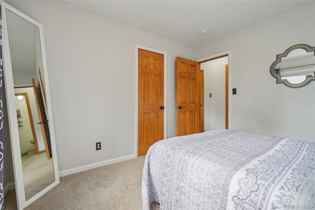 bedroom with carpet flooring