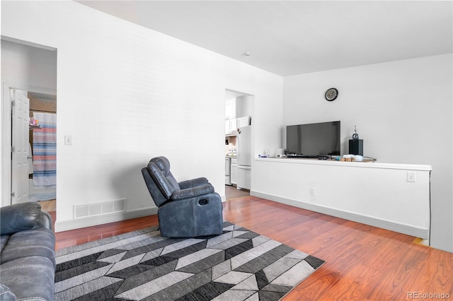 4501 W Alaska Pl Unit B, Denver, CO 80219 - photo 3