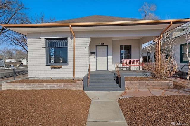 view of front facade with covered porch