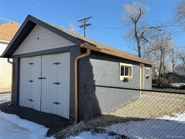 view of outbuilding